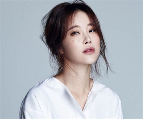 korean singer baek ji young